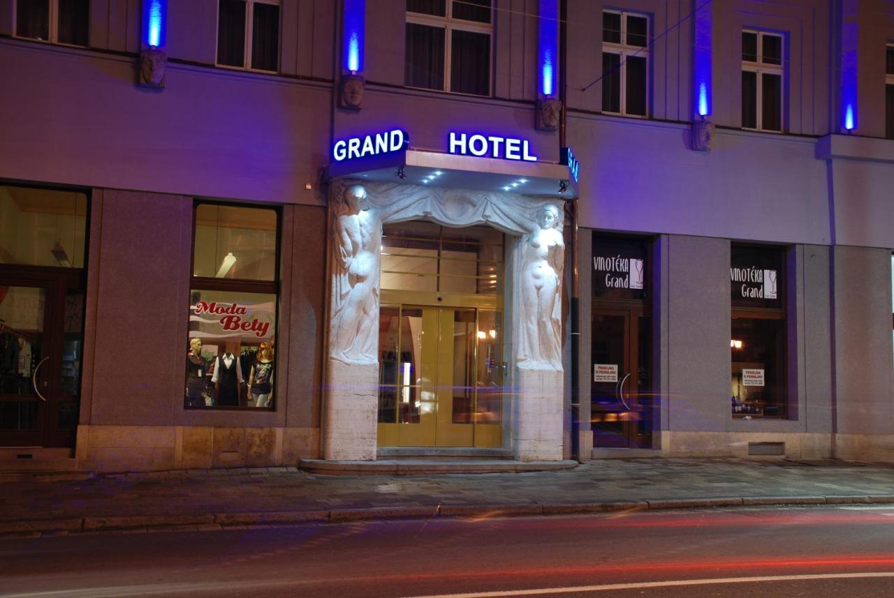 Hotel Grand Hradec Králové Exterior foto
